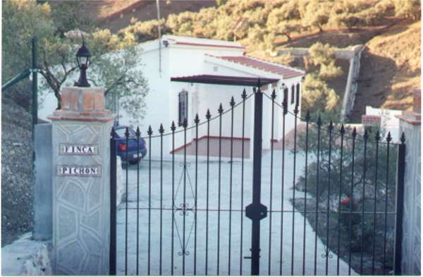 Finca Pichon - main entrance